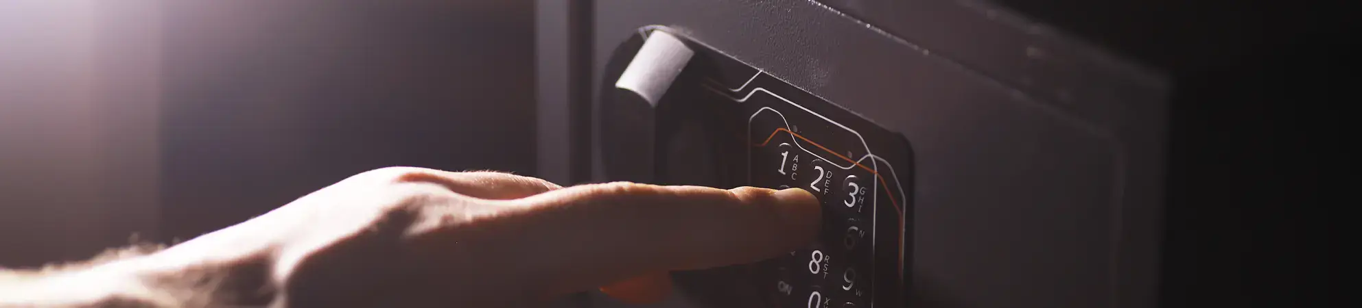 How to Move a Heavy Safe Safely Without Damage